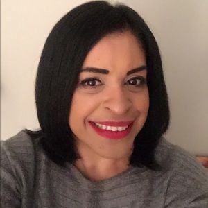 Meet your Posher, Deborah